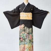 黒留袖２４　66000円　身長170cmまで