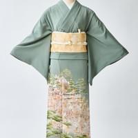 色留袖６ 44000円　身長175cmまで