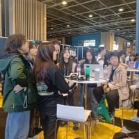 Discussing project ideas with global peers