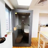 台北科技業（電話亭）