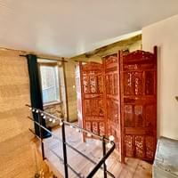 Accès  chambre semi-ouverte