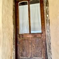 Porte d'une grande chambre