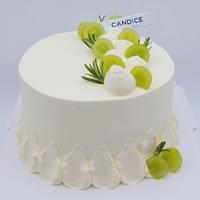 Green Grape & Yogurt Cream