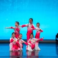 《烟雨小镇》2025