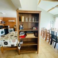 Grand Gîte Soleil Cuisine, ustensiles de cuisine et condiments de démarrage, nappes, torchons...