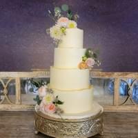 Gold Edged Buttercream tiers