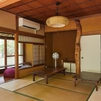 和室と西側の縁側