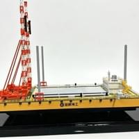 Wind farm service vessel