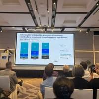 参加世界银行主办的《柬埔寨经济现状与展望2026》论坛