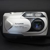 Fujifilm FinePix 1400