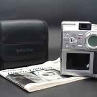 Fujifilm FinePix 4700