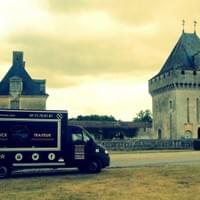 le Camion Brousse au Château de la Roche Courbon