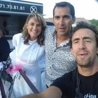 With les jeunes mariés