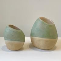 Pebble pots