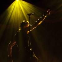 Livingston performing at Brooklyn Bowl in Nashville, TN on May 13, 2025