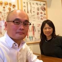 首専門カイロプラクティック、首の痛み、首の寝違え、茅ヶ崎の一休さん