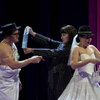 Jonathan Abernathy (Podestà), Gemma Ní Bhriain (Ramiro), Natalia Tanasii (Arminda) -  La Finta Giardiniera, Mozart ©Herwig Prammer