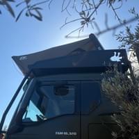 haRVey +  an alu Khosi on top