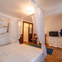 Zimmer 202 Schlafzimmer 2