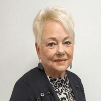 Dottie Drake, Property Manager