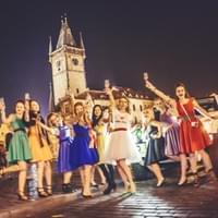 Přípitek na Staroměstském náměstí