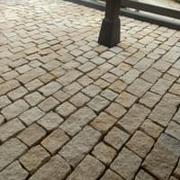 pose-dalle-pavé-ancien-ares