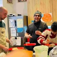 Elie amène les invendus EPISOL