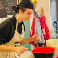 Concentrée en cuisine