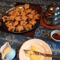 Tea & scones