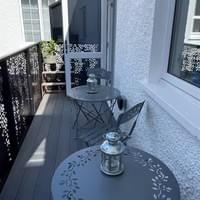 Looking to kitchen door