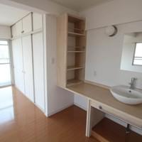 マンション向山