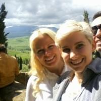 Followed by a farm, wine and olive oil tasting tour in Pienza and Multepulciano