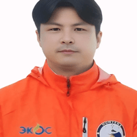 감독 모정일