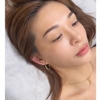 #莯洸美學 MU LIGHT Studio #新店大坪林複合式美學 #客製化剪燙染護髮 #新中式美睫 #凝膠美甲 #臉部保養 #熱蠟脫毛 #霧眉眼唇 #新秘彩妝 #SIG頭皮健髮 #足體紓壓 #深夜洗髮 #油繪畫藝術空間