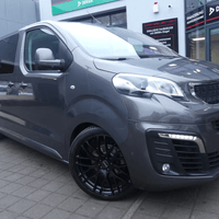 PEUGEOT TRAVELLER