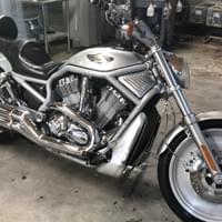 Bike detailing Miami, Motorcycle detailing in Miami 33131, Detail Motorcycle in Miami 33130
