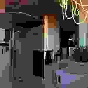 301