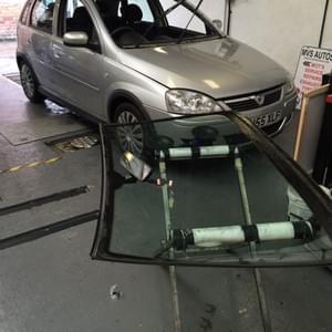 Windscreen replacement
