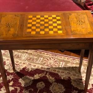 Mesa de juego Luis XV del año 1723 al 1774