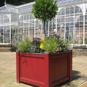 Capped leg No.9 with vertical planking