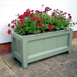 Flat top No.3 planting trough, wide vertical planking