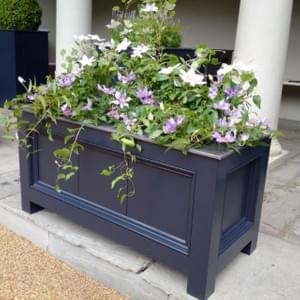 No.3 flat top trough with wide vertical planking