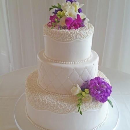 Cornelli Lace and Quilting Wedding Cake