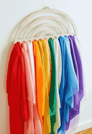 大型彩虹掛架 Large Rainbow Playsilk Display