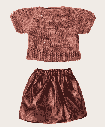 Skirt and knitted blouse, Mum mouse