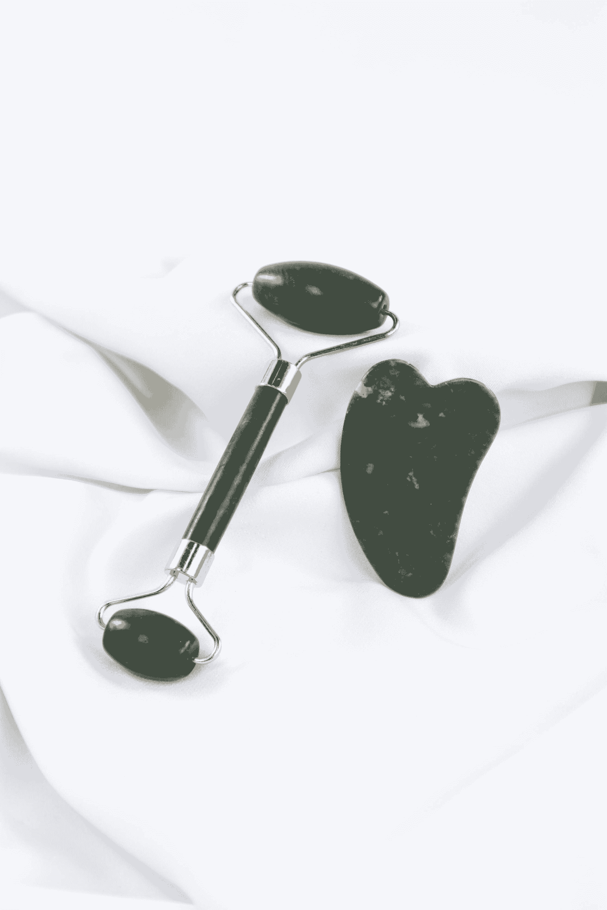 DUO PIEDRA GUA SHA + RODILLO HADE