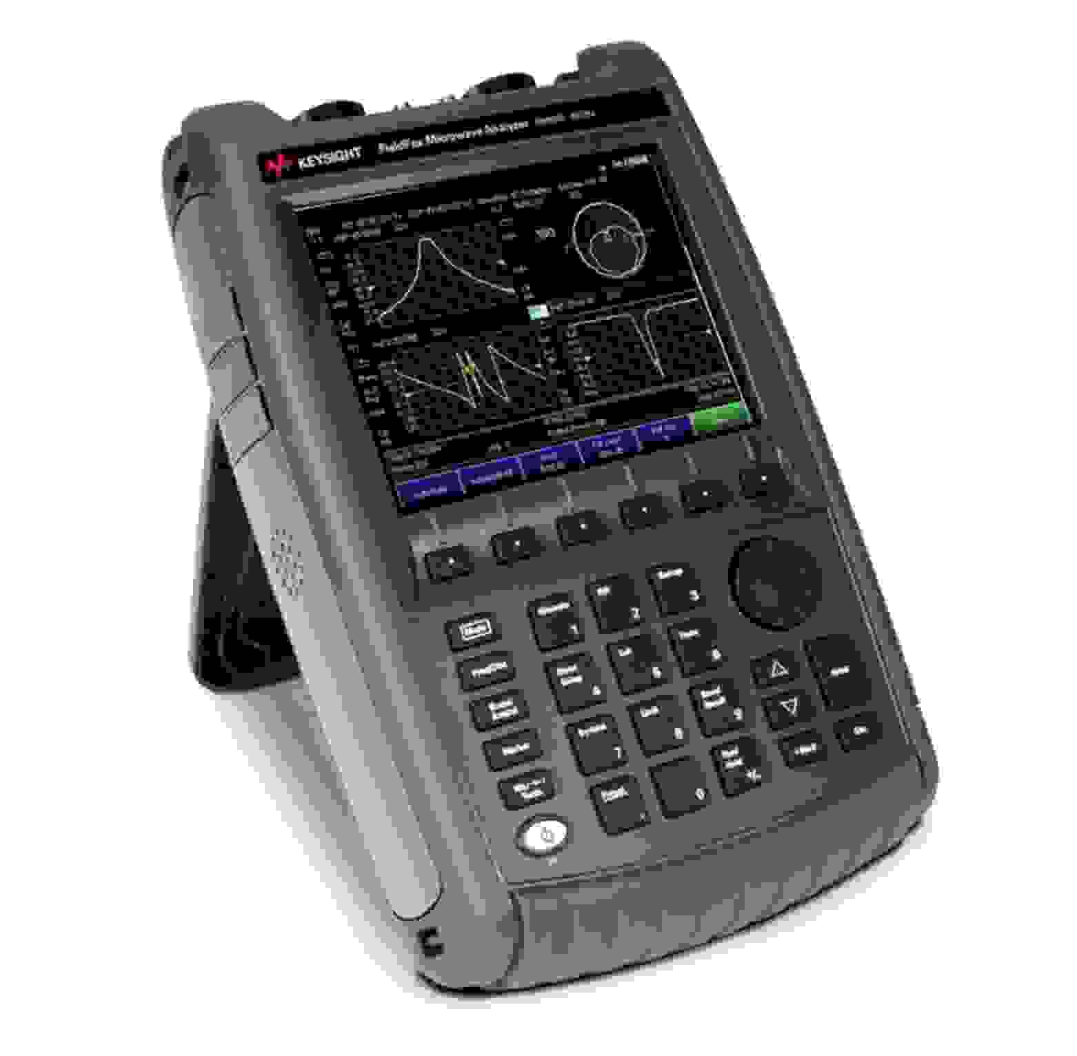 N9952B FieldFox Handheld Microwave Analyzer, 50 GHz
