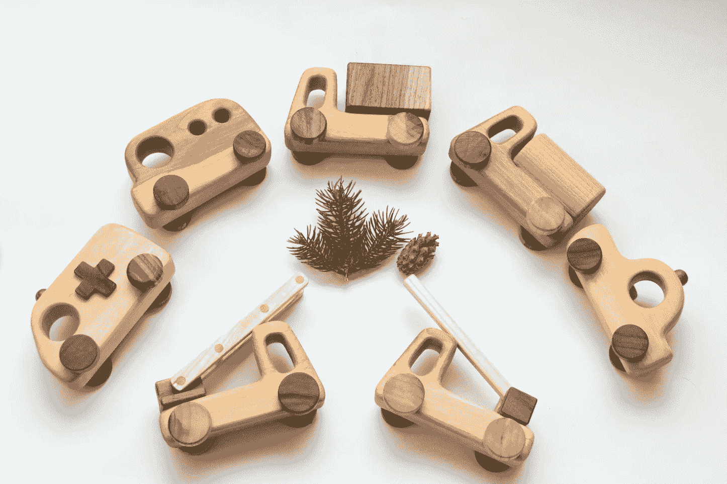 7款手工木製小車組 Wooden mini car track Montessor toys