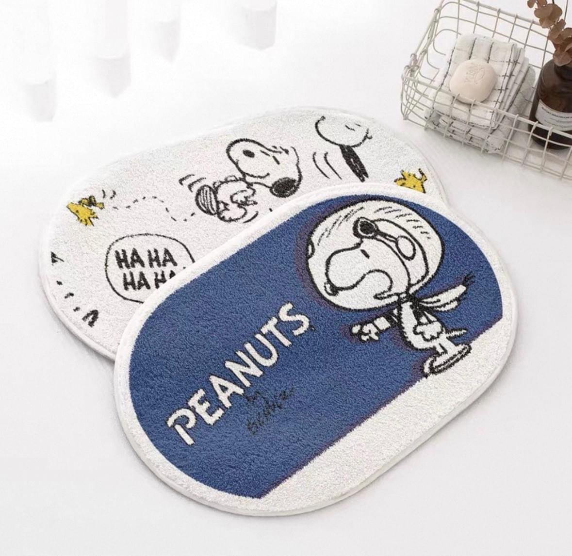 Cartoon Snoopy Bathroom Mat | Water Absorbent Entrance Rug | Non-Slip Bath Mat for Bathroom, Bedroom