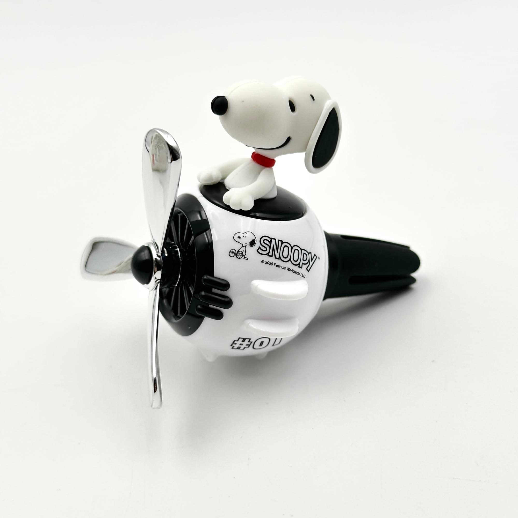 Snoopy Car Air Freshener Vent Clip, Airplane Fan Fragrance Diffuser, Cute Cartoon Car Decor Ornament